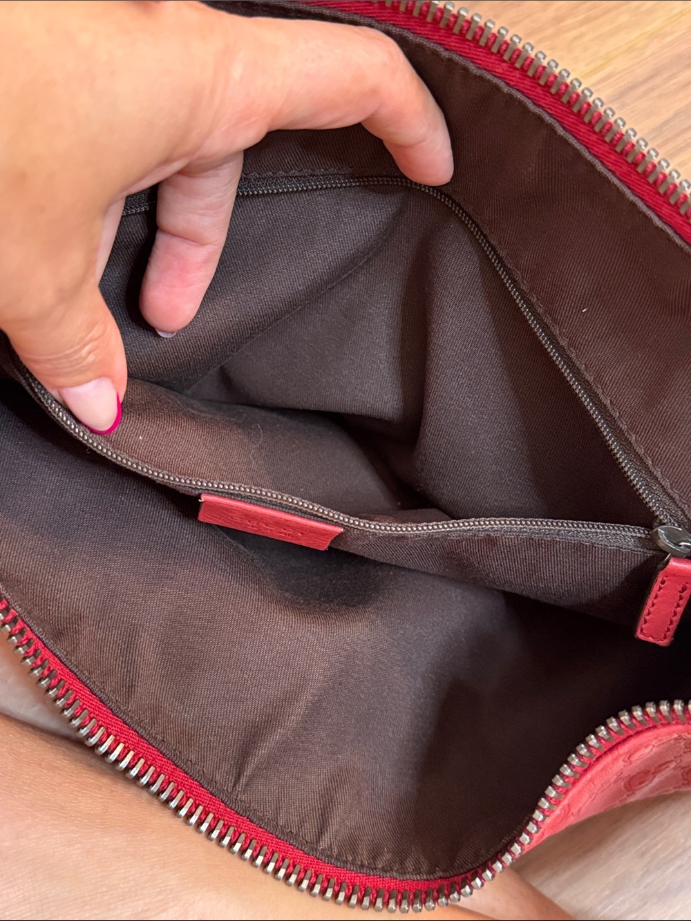 Gucci Red Monogram Leather Hobo Shoulder Bag - Picture 10 of 16
